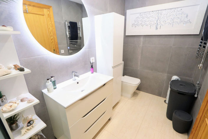 Image No.23-3 Bed House for sale