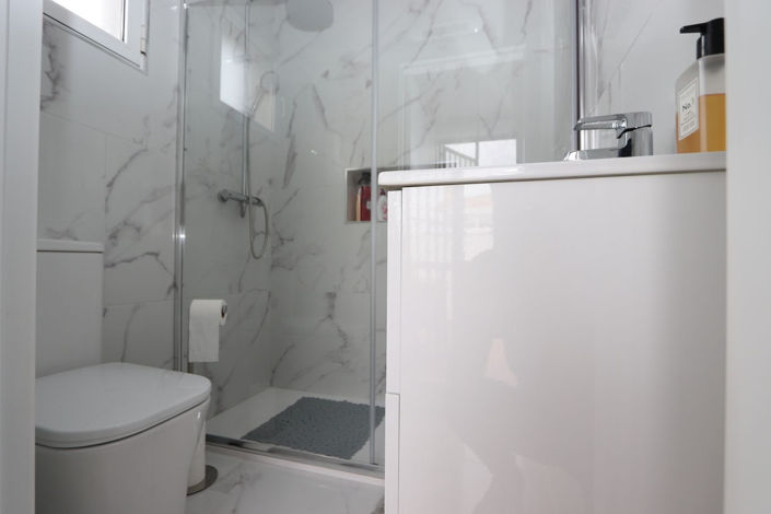 Image No.32-3 Bed House for sale