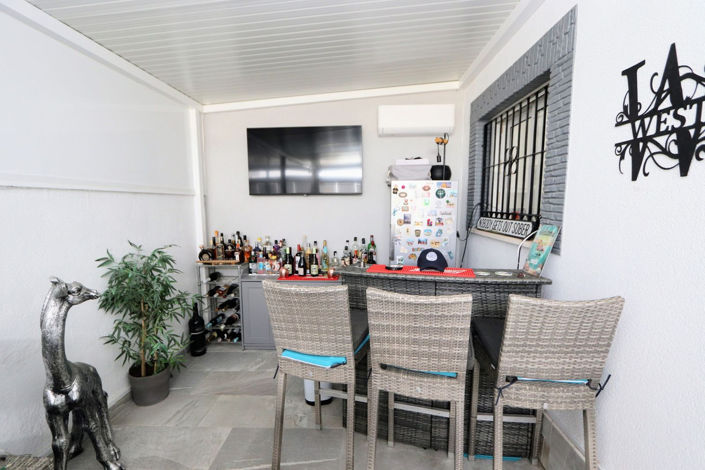 Image No.35-3 Bed House for sale