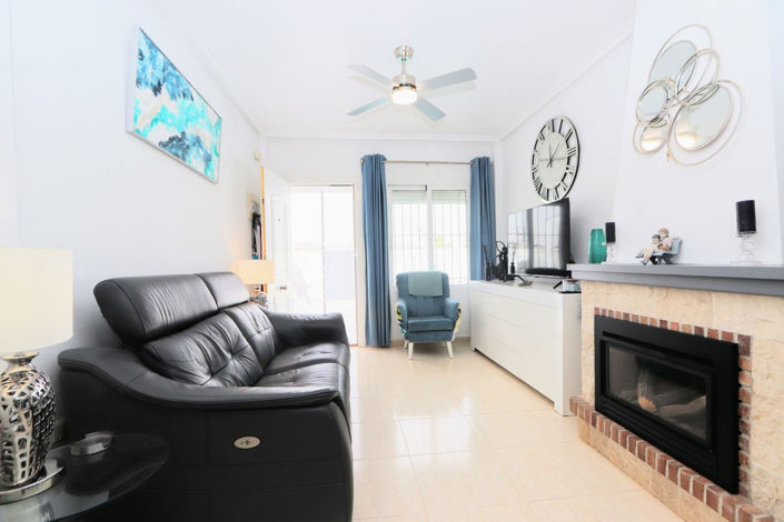 Image No.9-3 Bed House for sale