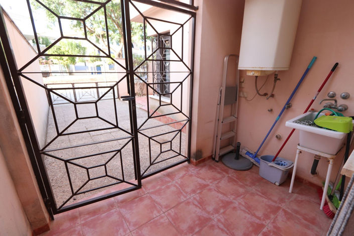 Image No.15-3 Bed House for sale