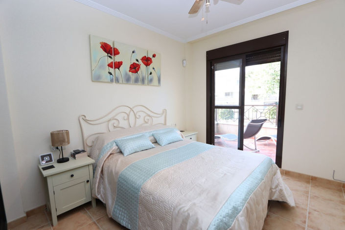 Image No.19-3 Bed House for sale