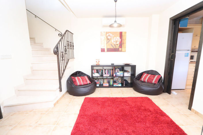 Image No.8-3 Bed House for sale