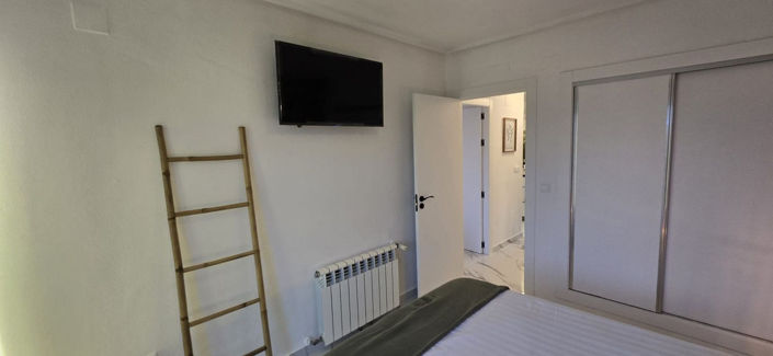 Image No.22-2 Bed Apartment for sale