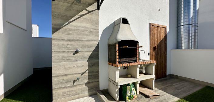 Image No.38-2 Bed Apartment for sale