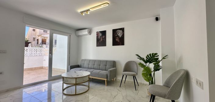 Image No.2-3 Bed Townhouse for sale