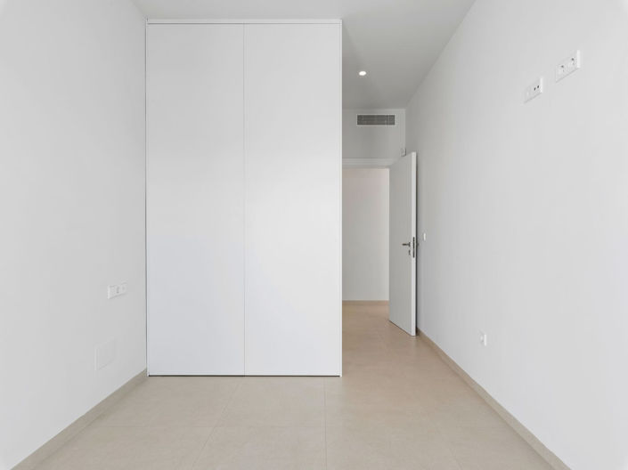 Image No.41-3 Bed House for sale