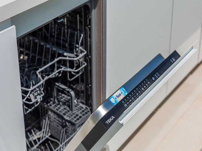 Image No.11-3 Bed House for sale