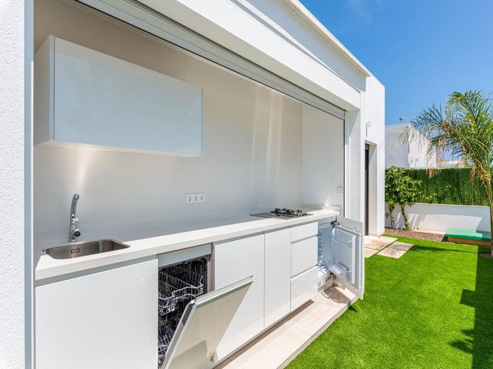 Image No.16-3 Bed House for sale