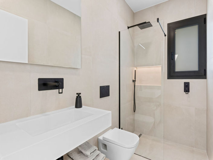 Image No.29-3 Bed House for sale