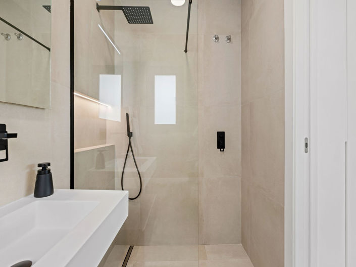 Image No.33-3 Bed House for sale