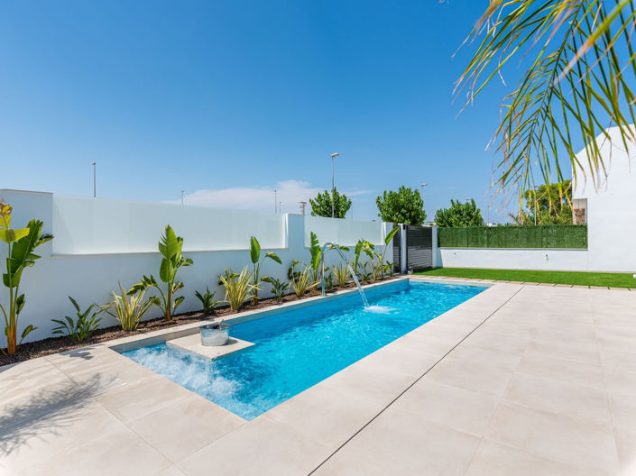 Image No.42-3 Bed House for sale