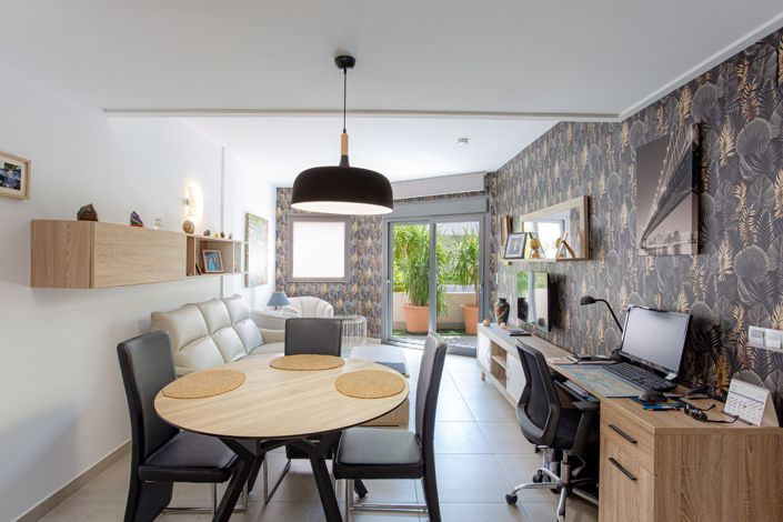 Image No.1-2 Bed Apartment for sale