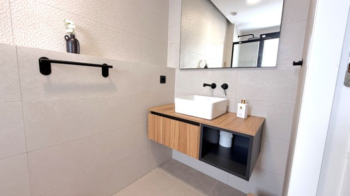 Image No.10-3 Bed Apartment for sale