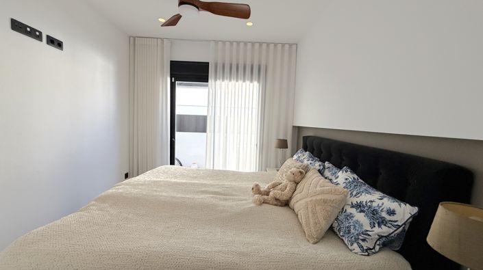 Image No.13-3 Bed Apartment for sale