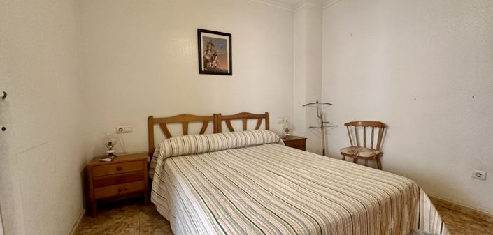 Image No.3-Appartement de 2 chambres à vendre à Torrevieja