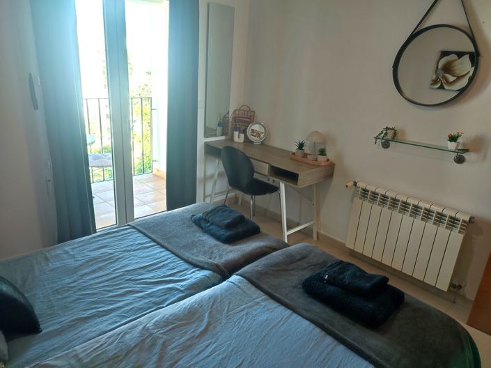 Image No.23-2 Bed Apartment for sale