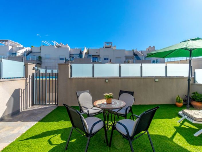 Image No.2-Appartement de 2 chambres à vendre à Torrevieja