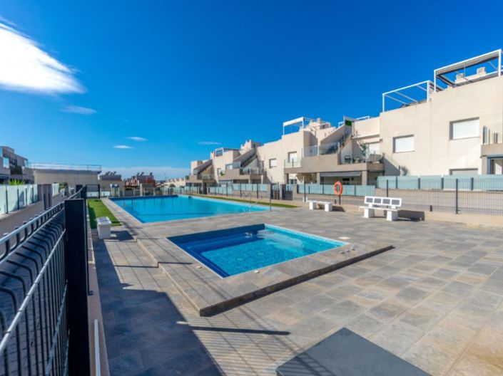 Image No.33-Appartement de 2 chambres à vendre à Torrevieja