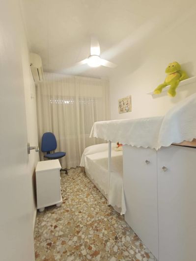 Image No.25-3 Bed House for sale