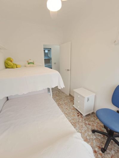 Image No.26-3 Bed House for sale