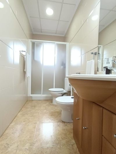 Image No.30-3 Bed House for sale