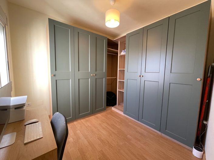 Image No.35-5 Bed Townhouse for sale