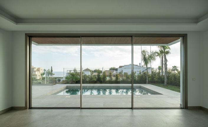 Image No.10-4 Bed Villa for sale