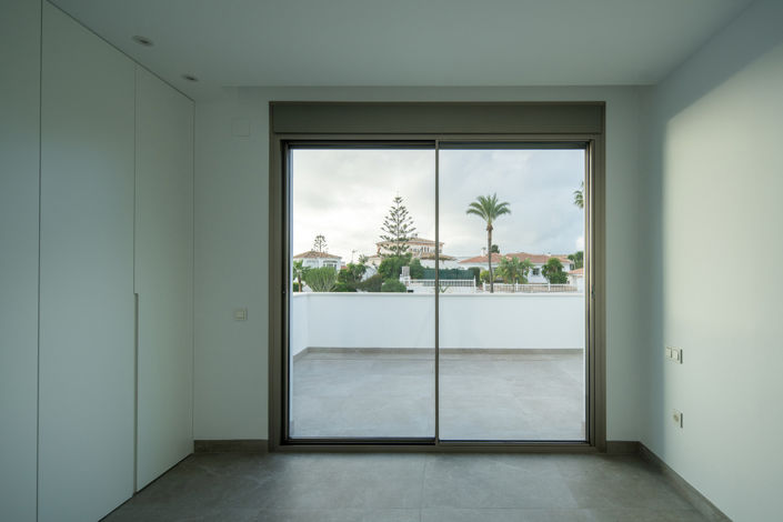 Image No.13-4 Bed Villa for sale