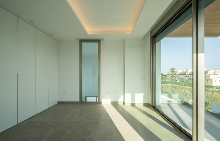 Image No.28-4 Bed Villa for sale