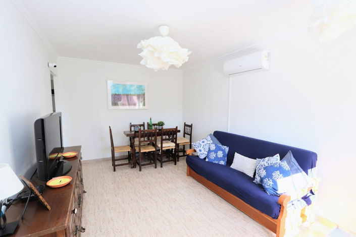 Image No.6-2 Bed House for sale