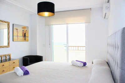 15-11d12f2f454f2f5e9b981fdd8b901d51