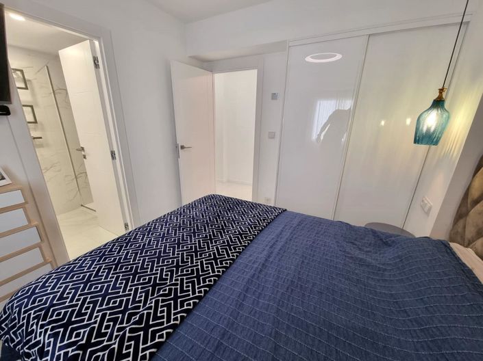Image No.8-2 Bed Apartment for sale