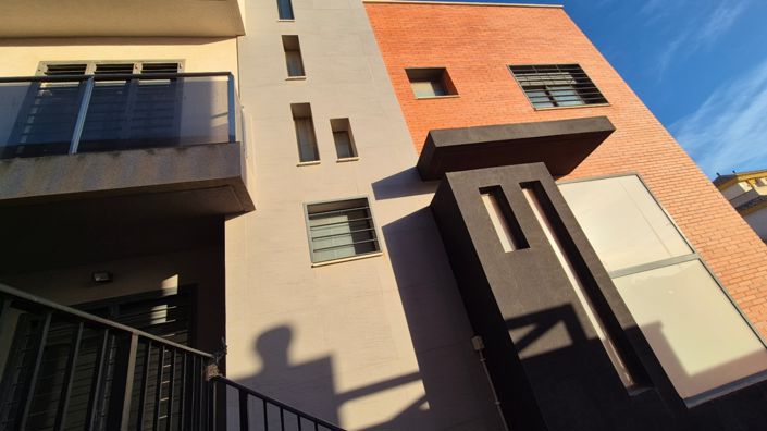 Image No.18-3 Bed Duplex for sale