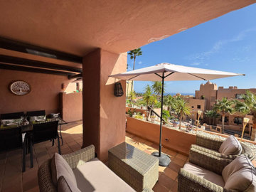 1 - La Duquesa, Apartment