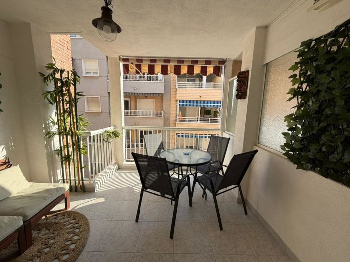Image No.3-Maison de 2 chambres à vendre à Torrevieja
