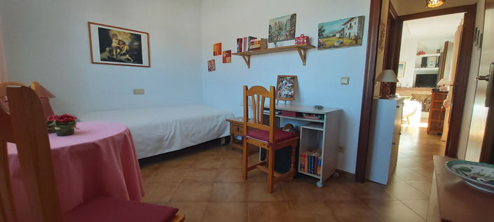 Image No.44-2 Bed Apartment for sale