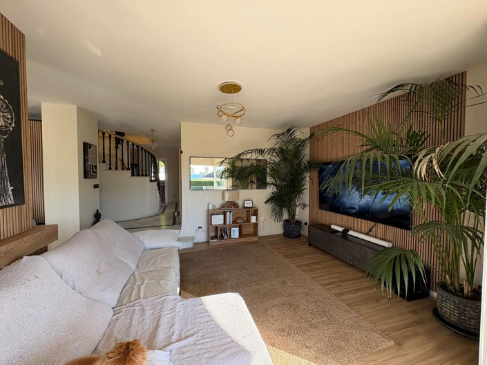 Image No.7-6 Bed Villa for sale