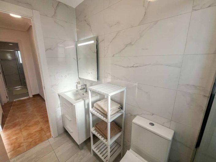 Image No.17-2 Bed Apartment for sale