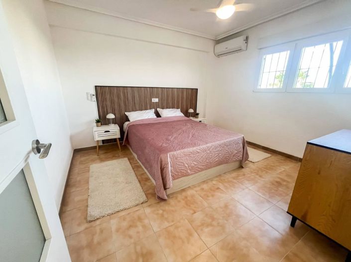 Image No.24-2 Bed Apartment for sale