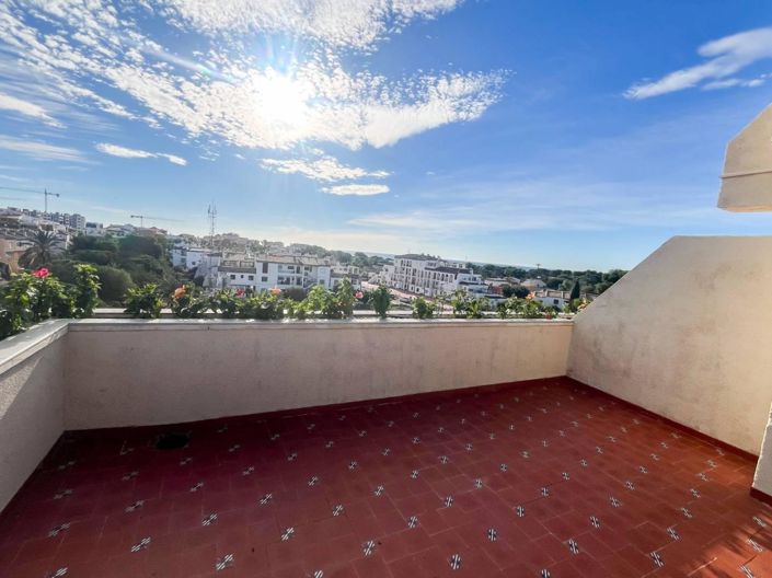 Image No.30-2 Bed Apartment for sale