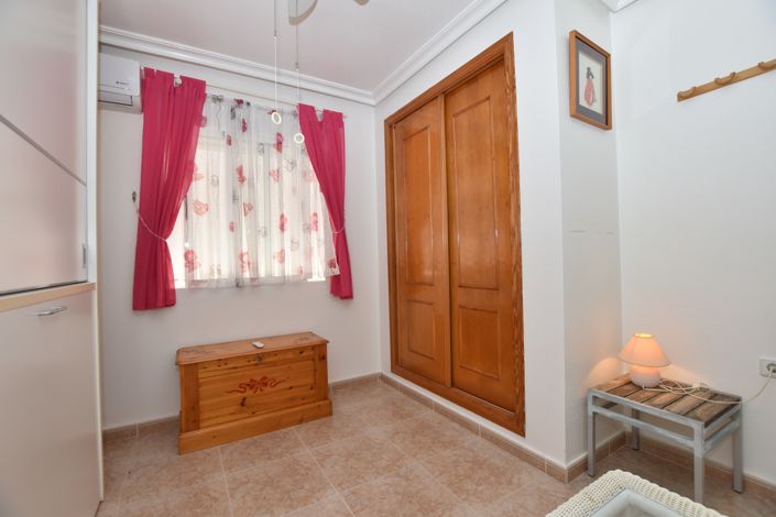 Image No.30-3 Bed Villa for sale
