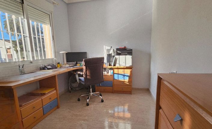 Image No.32-3 Bed Duplex for sale