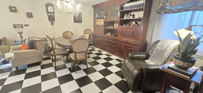 Image No.36-6 Bed House for sale