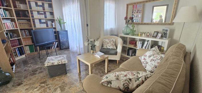 Image No.49-6 Bed House for sale