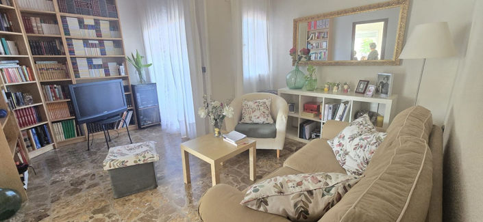 Image No.50-6 Bed House for sale