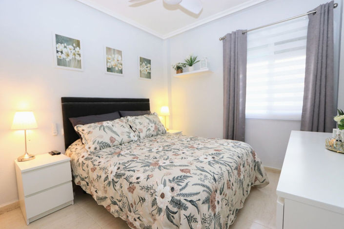 Image No.16-3 Bed House for sale