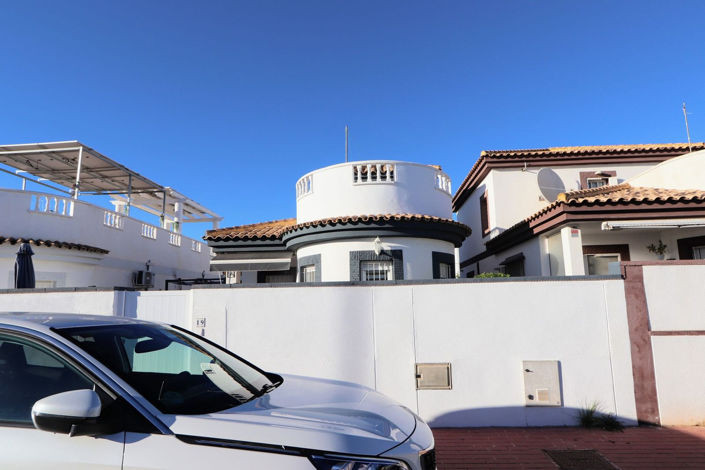 Image No.33-3 Bed House for sale