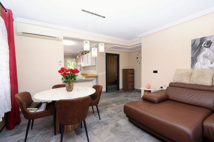 Image No.11-3 Bed House for sale