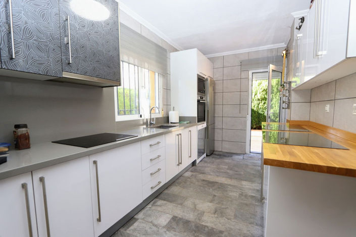 Image No.12-3 Bed House for sale